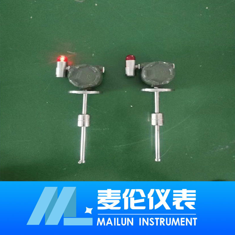 <b>電池供電浮球液位報警器</b> <b>電池供電浮球液位報警器</b>